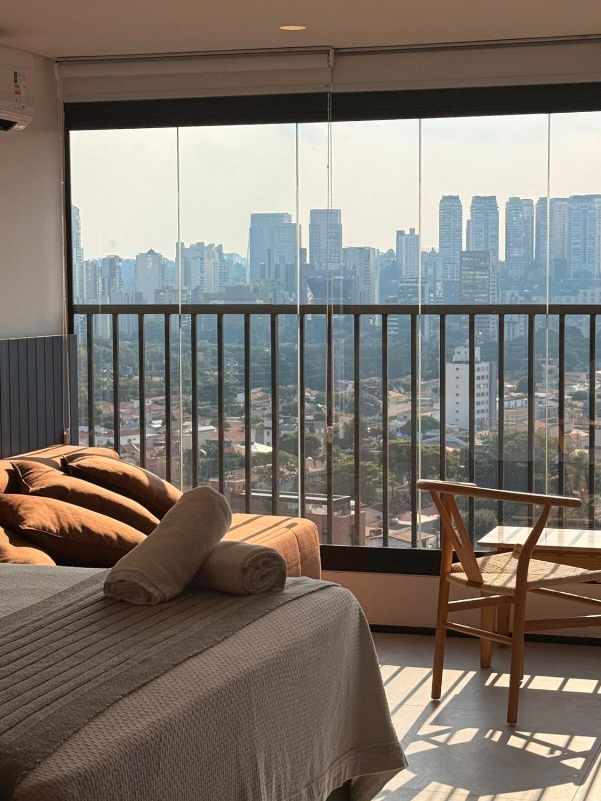 Apartamento Com Estacao De Trabalho E Vista Proximo A Faria Lima E Congonhas São Paulo Luaran gambar