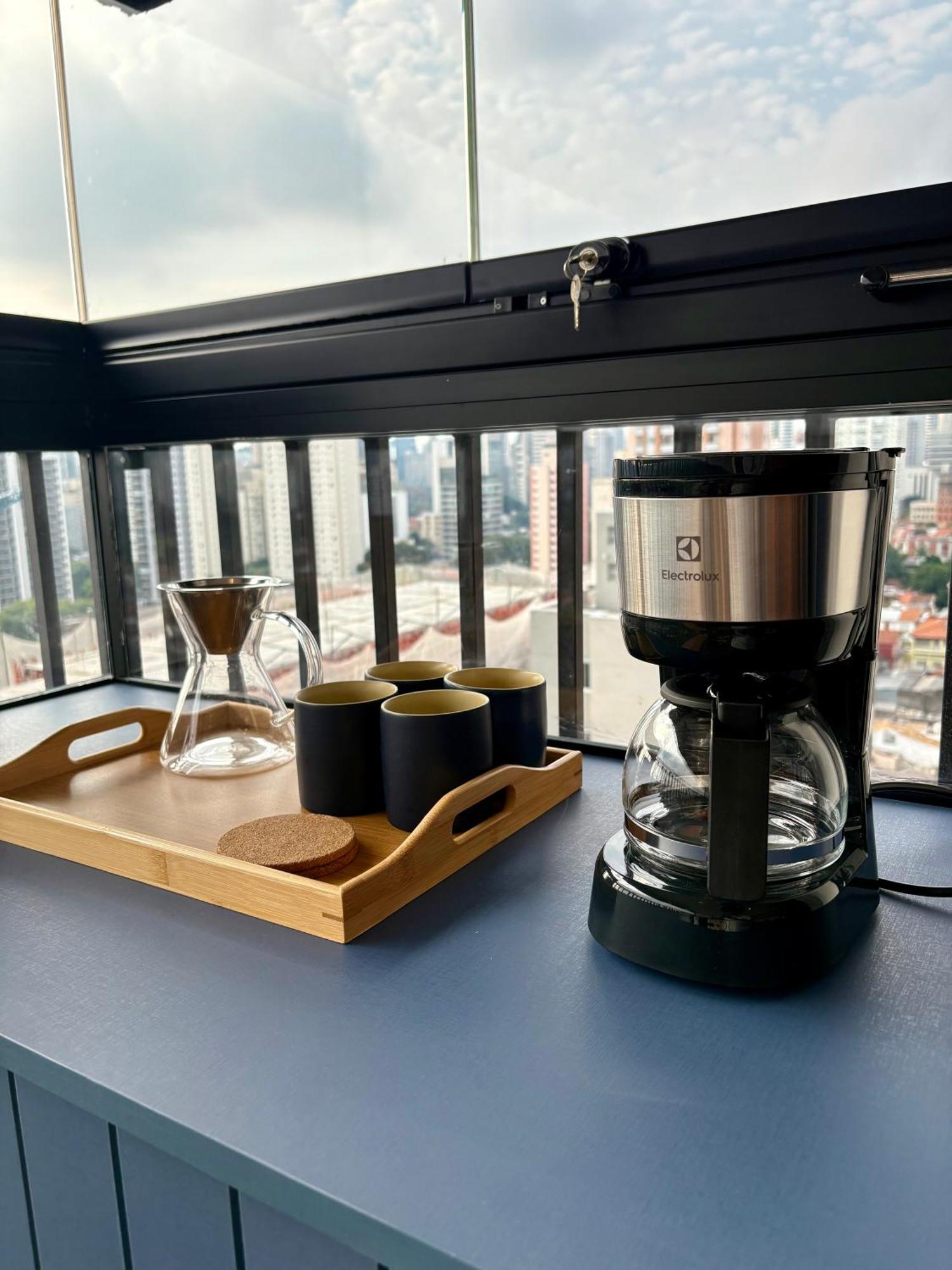 Apartamento Com Estacao De Trabalho E Vista Proximo A Faria Lima E Congonhas São Paulo Luaran gambar