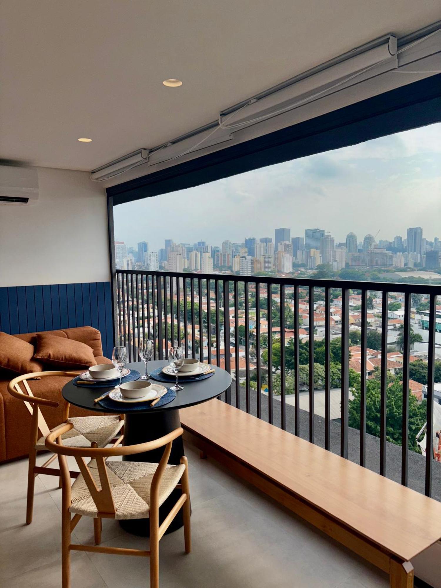 Apartamento Com Estacao De Trabalho E Vista Proximo A Faria Lima E Congonhas São Paulo Luaran gambar